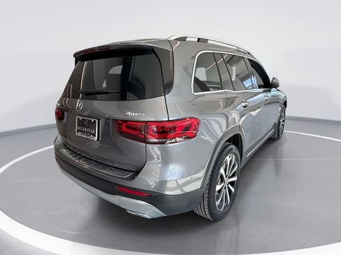 Used 2023 Mercedes-Benz GLB 250 4MATIC image 4