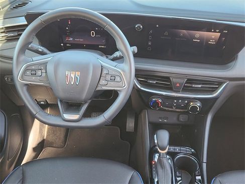 Used 2025 Buick Encore GX Sport Touring w/ Experience Buick Package image 27
