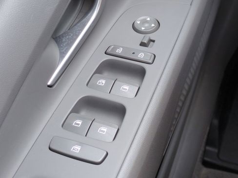 Certified 2023 Hyundai Elantra SEL FWD image 19