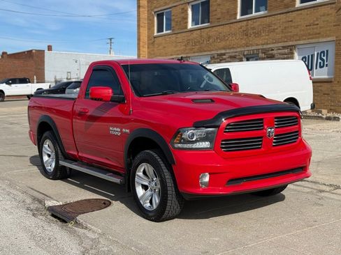 Used 2014 RAM 1500 Sport w/ Convenience Group AWD/4WD image 4