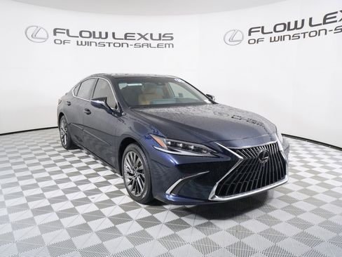 Certified 2024 Lexus ES 350 Ultra Luxury image 3