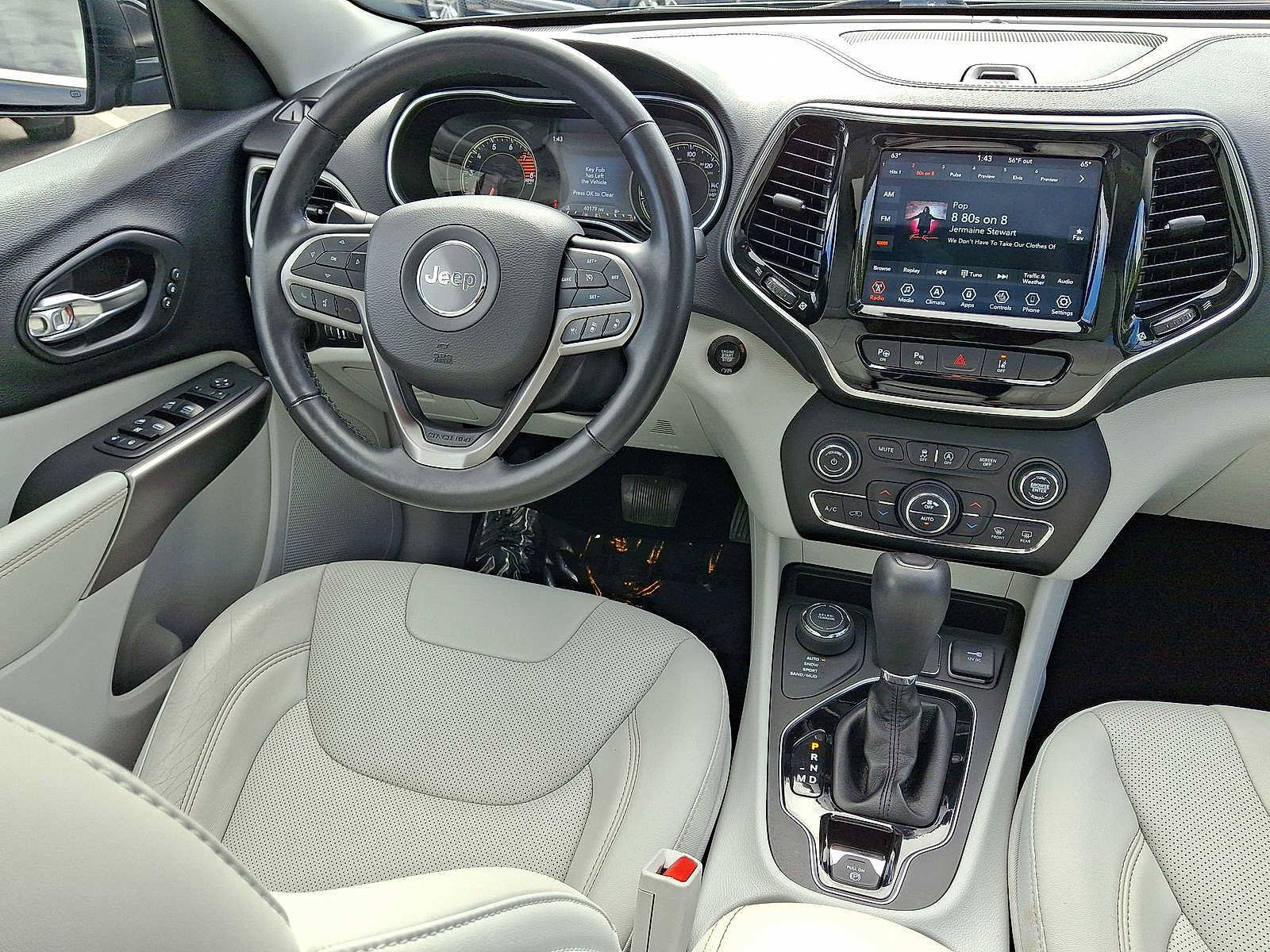 Used 2021 Jeep Cherokee Limited AWD/4WD image 15