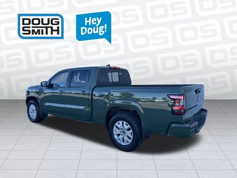 Used 2022 Nissan Frontier SV w/ Technology Package AWD/4WD image 4
