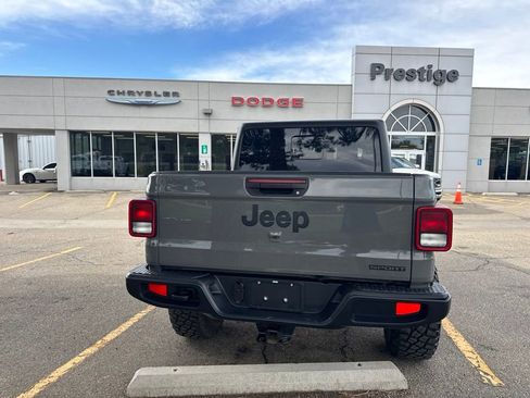 Used 2021 Jeep Gladiator Sport AWD/4WD image 8