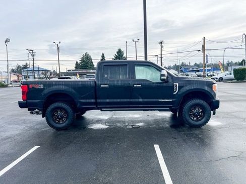 Used 2017 Ford F350 Platinum w/ Platinum Ultimate Package AWD/4WD image 5