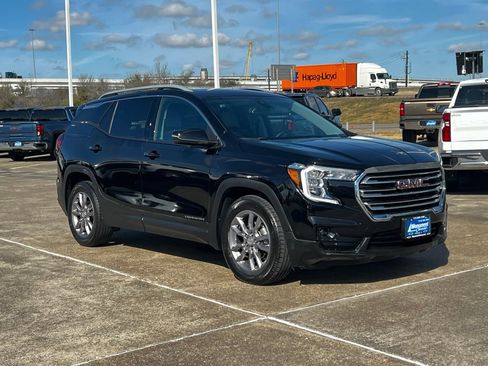 Used 2024 GMC Terrain SLT image 50