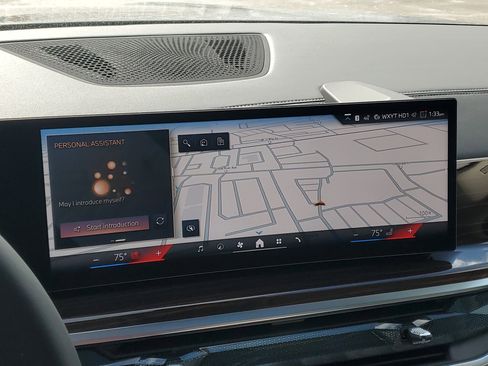 New 2026 BMW X7 xDrive40i w/ Premium Package image 17