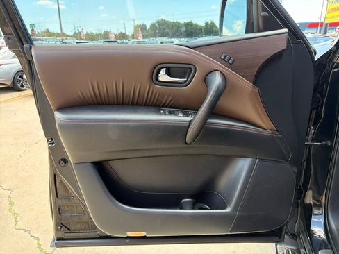 Used 2020 Nissan Armada Platinum w/ Platinum Reserve Package RWD image 12