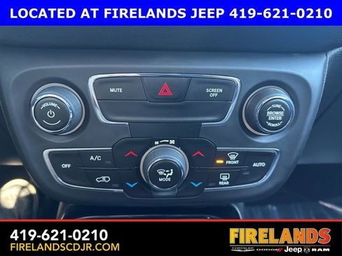 Used 2018 Jeep Compass Limited image 28