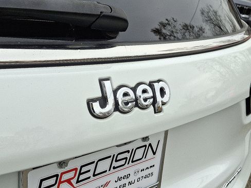 Certified 2023 Jeep Compass Limited AWD/4WD image 29