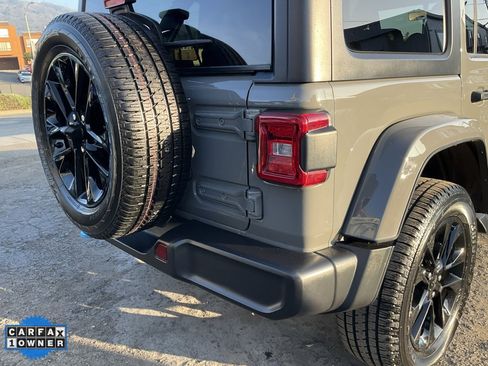 Used 2022 Jeep Wrangler Unlimited Sahara w/ Cold Weather Group image 78