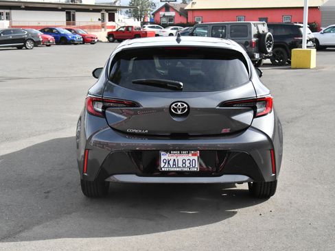 Used 2024 Toyota Corolla SE w/ SE Package image 7