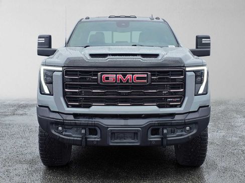 Certified 2024 GMC Sierra 2500 AT4X w/ AT4X AEV Edition AWD/4WD image 8