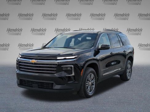 Used 2026 Chevrolet Traverse LT AWD/4WD image 5