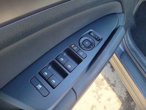 New 2026 Kia Sportage SX FWD image 22