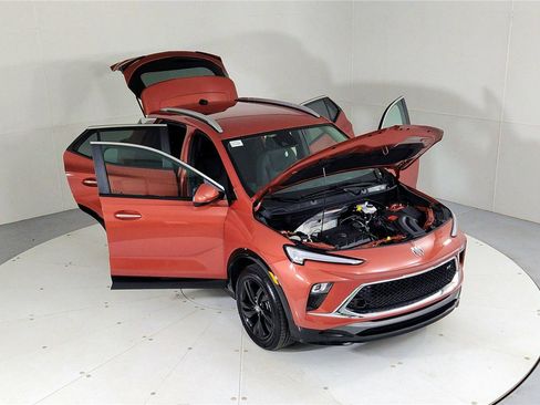 Used 2024 Buick Encore GX Sport Touring w/ Comfort Package image 44