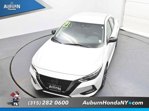 Used 2021 Nissan Sentra SR FWD image 28