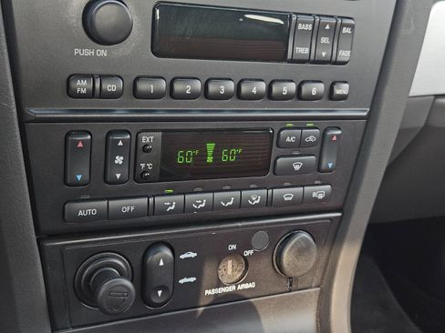 Used 2002 Ford Thunderbird RWD image 18