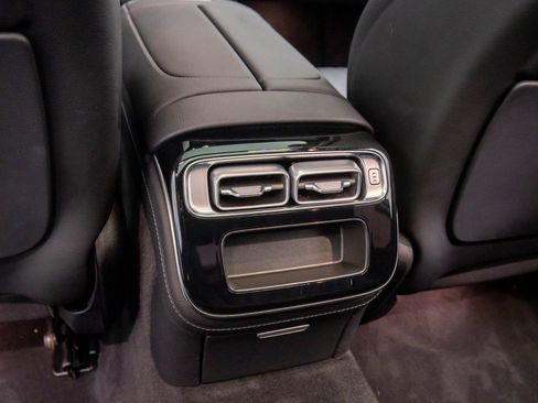 Used 2023 Mercedes-Benz S 500 4MATIC w/ AMG Line image 22