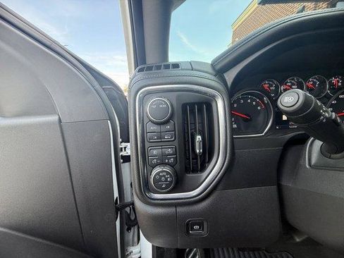 Used 2021 Chevrolet Silverado 1500 LTZ w/ LTZ Premium Package AWD/4WD image 24