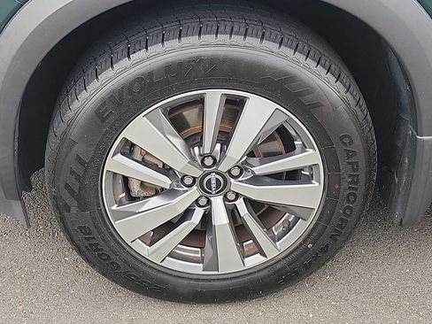 Used 2022 Nissan Pathfinder SL AWD/4WD image 8