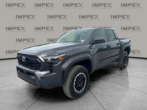 Used 2025 Toyota Tacoma TRD Off-Road AWD/4WD image 1