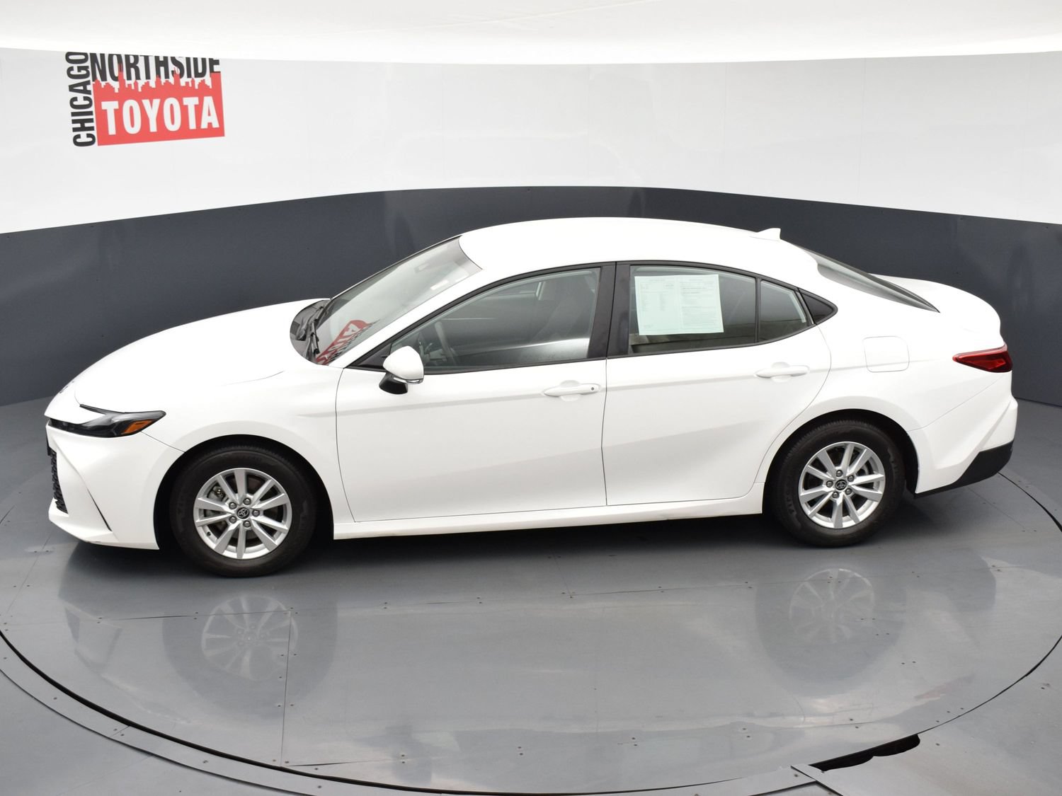 Used 2025 Toyota Camry LE FWD image 18