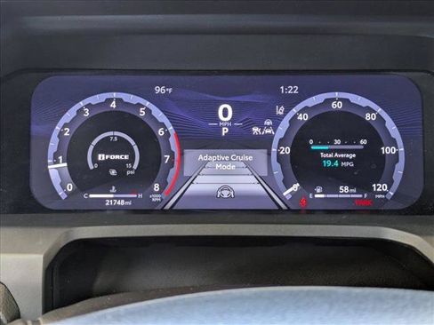 Used 2024 Toyota Tacoma TRD Off-Road AWD/4WD image 10