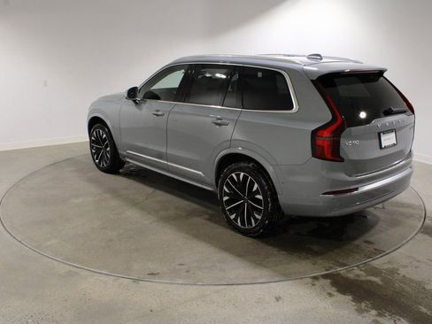 New 2026 Volvo XC90 B6 Plus w/ Protection Package Premier AWD/4WD image 4