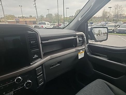 New 2026 Ford F150 XLT w/ Equipment Group 302A MID AWD/4WD image 21