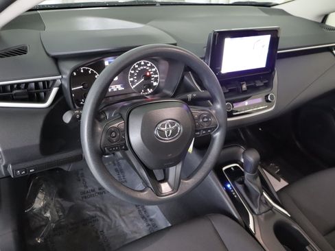 Used 2024 Toyota Corolla LE FWD image 9