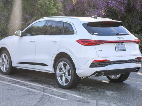 Certified 2025 Audi Q5 Premium Plus w/ Premium Plus image 6