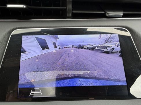 Used 2020 Cadillac XT4 Premium Luxury image 25