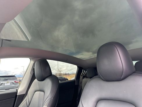 Used 2023 Tesla Model Y Long Range image 15