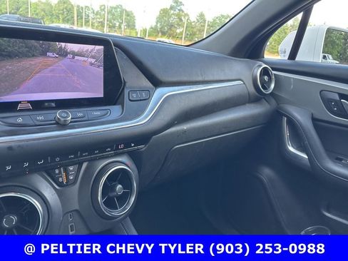 Used 2020 Chevrolet Blazer LT FWD image 15