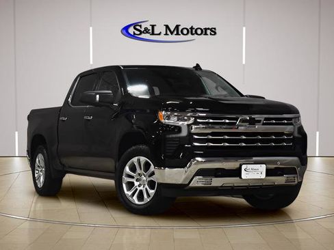 Used 2023 Chevrolet Silverado 1500 LTZ w/ Technology Package AWD/4WD image 1
