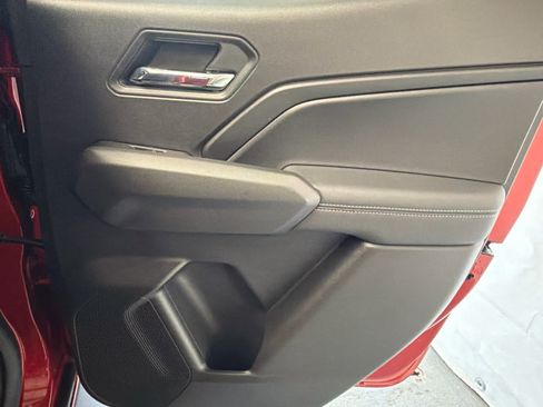 Used 2023 Chevrolet Colorado LT w/ LT Convenience Package II AWD/4WD image 30