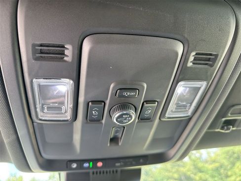 New 2025 Chevrolet Tahoe Premier image 19