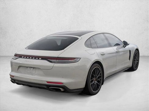 Used 2023 Porsche Panamera 4 Platinum Edition image 5