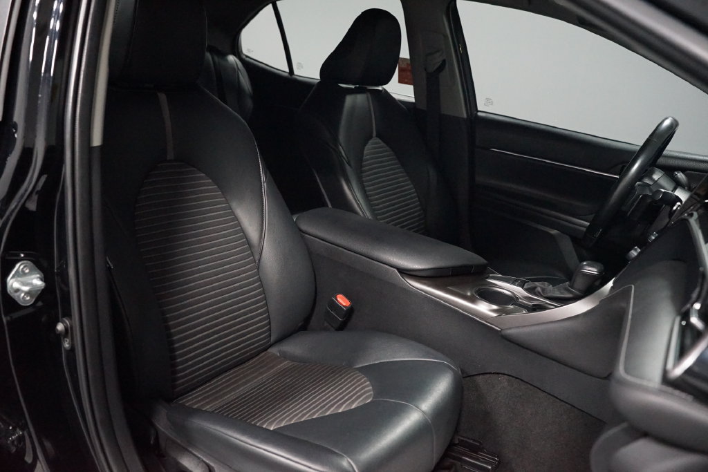 Certified 2022 Toyota Camry SE FWD image 25