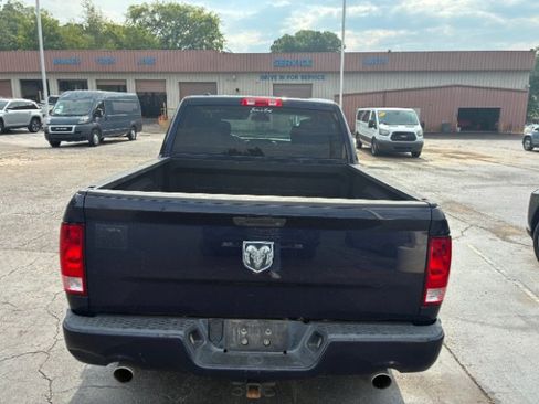 Used 2014 RAM 1500 Express RWD image 9