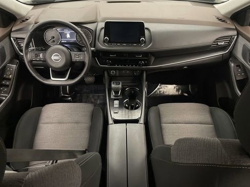 Used 2021 Nissan Rogue S FWD image 13