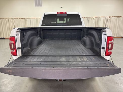 Used 2022 RAM 2500 Big Horn w/ Level C Equiment Group image 8