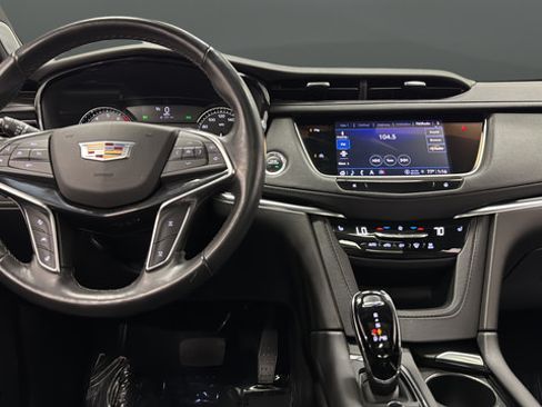 Used 2023 Cadillac XT5 Premium Luxury AWD/4WD image 11