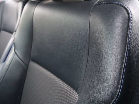 Used 2018 Toyota Corolla SE FWD image 12