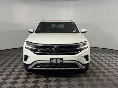 Used 2021 Volkswagen Atlas Cross Sport SE w/ 20" Black Wheels Package image 11