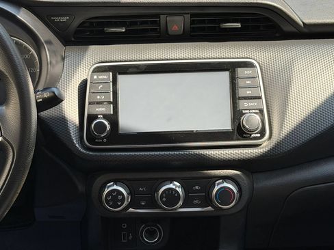 Used 2021 Nissan Kicks S FWD image 14