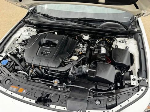 Used 2024 MAZDA MAZDA3 s FWD image 25