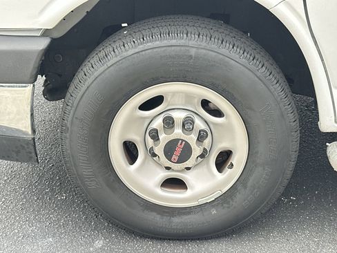 Certified 2024 GMC Savana 2500 w/ Driver Convenience Package image 13