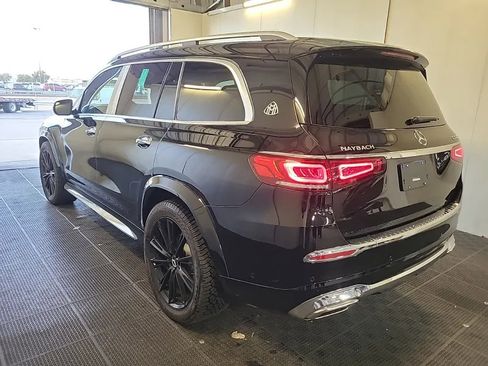 Used 2023 Mercedes-Benz Maybach GLS 600 4MATIC image 4
